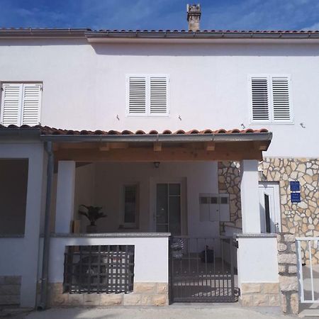 Kuca Za Odmor Pende Vila Banjol Exterior foto