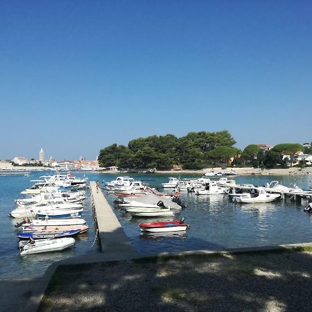 Kuca Za Odmor Pende Vila Banjol Exterior foto